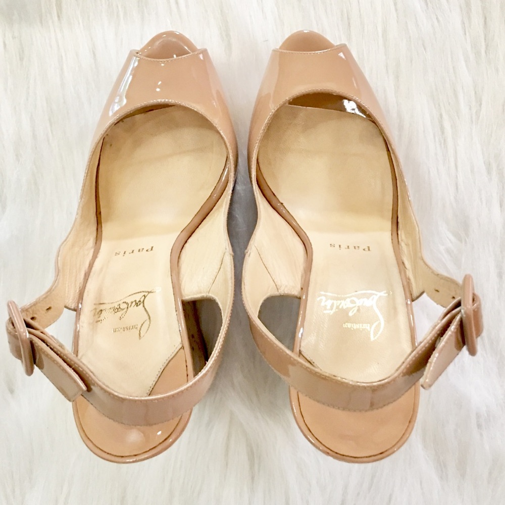 ⭕️SOLD⭕️ 💯🆑 UNE PLUME 140 WEDGES PATENT NUDE - Picture 3 of 8